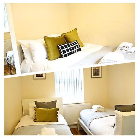 Heathrow Ensuite Rooms- Auto Check In Λονδίνο Εξωτερικό φωτογραφία